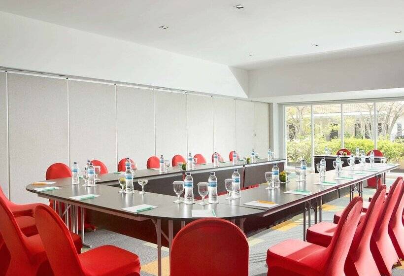 هتل Ibis Styles Bali Benoa