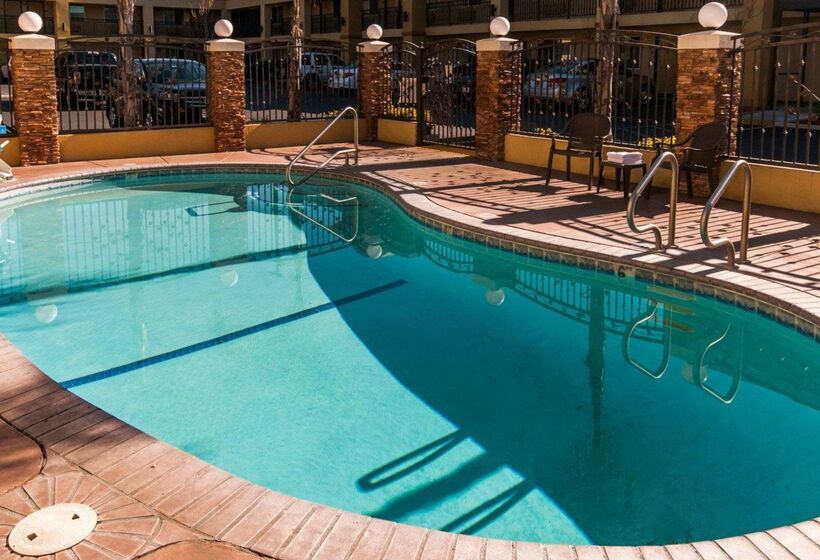 فندق Quality Inn Near Chico State