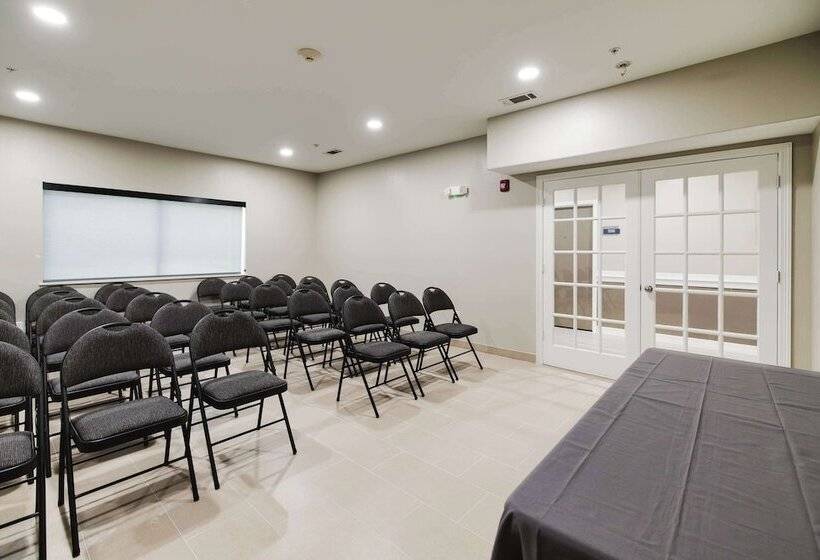 فندق Surestay Studio By Best Western Conroe Downtown