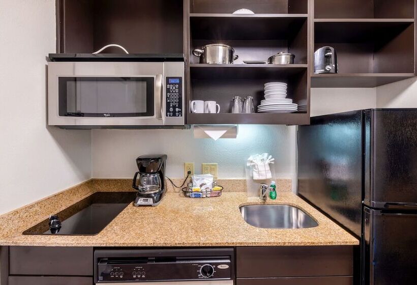 בית מלון כפרי Towneplace Suites Dallas Desoto