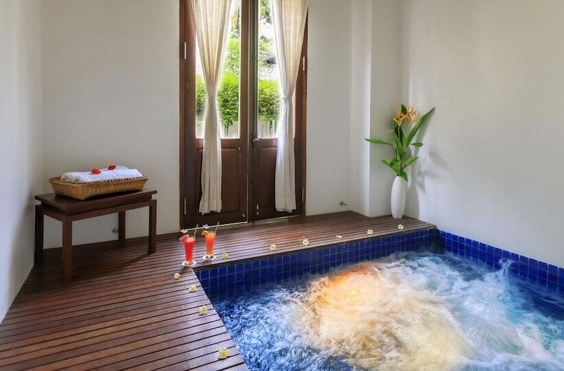 هتل Victoria Xiengthong Palace