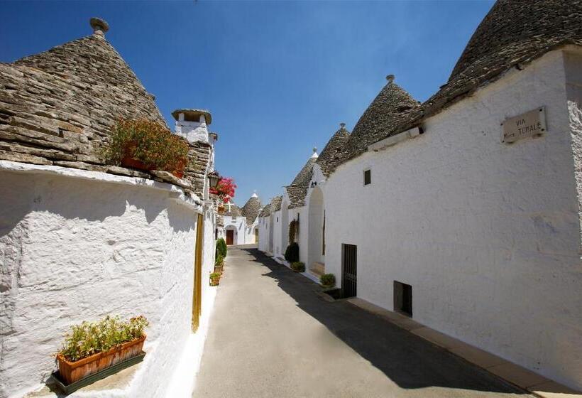 Trulli E Puglia Resort
