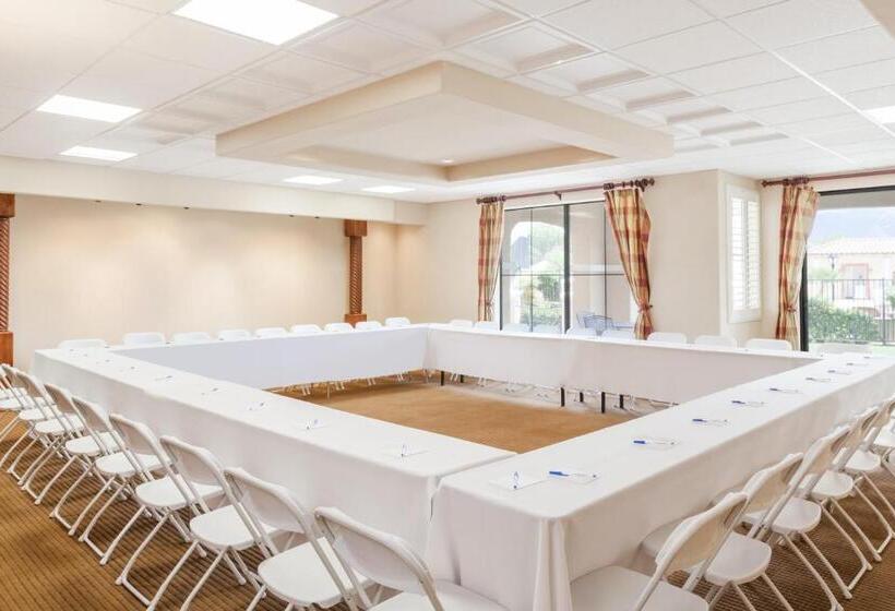 酒店 Canoa Ranch Golf Resort