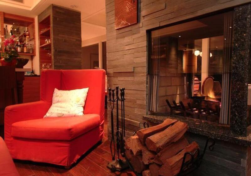 هتل Check Inn Select Taipei Yamgmingshan