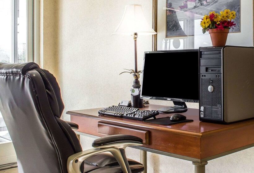 Отель Comfort Inn Green Valley I 19