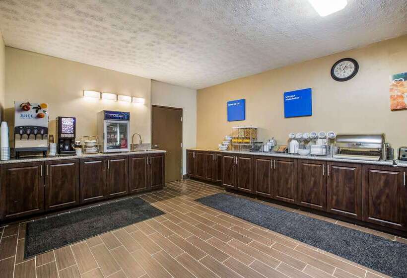 호텔 Comfort Inn & Suites Fairborn Near Wright Patterson Afb
