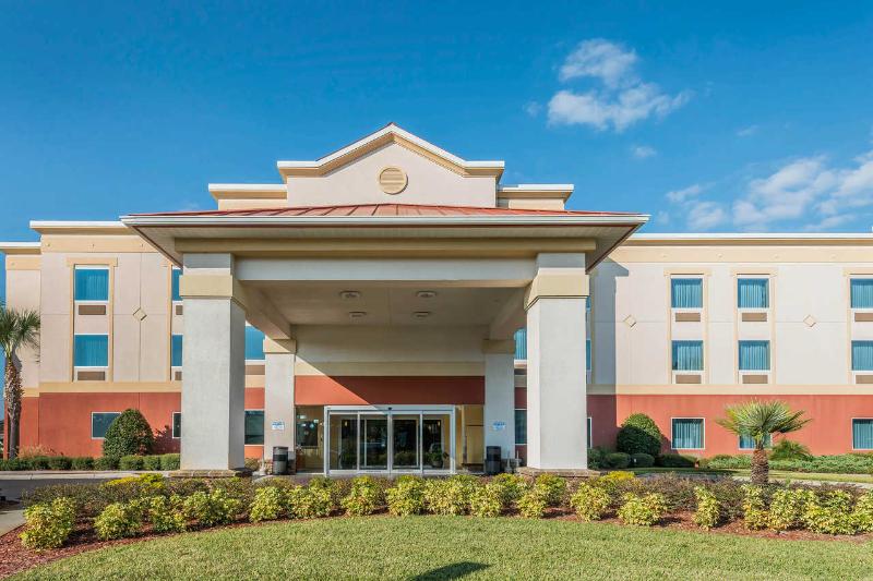 Отель Comfort Inn & Suites Wildwood  The Villages