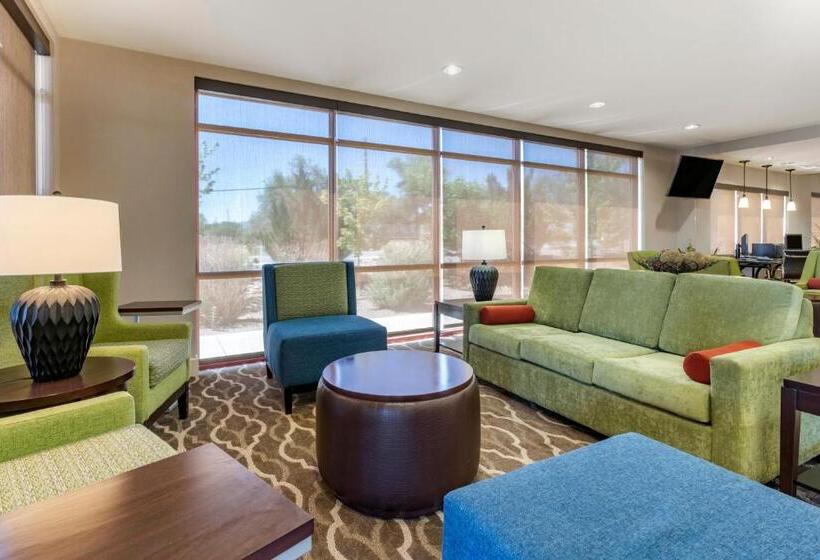 فندق Comfort Suites Fernley