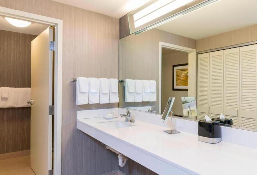 בית מלון כפרי Courtyard By Marriott Livermore