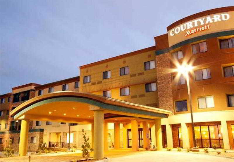 ホテル Courtyard By Marriott Victorville Hesperia