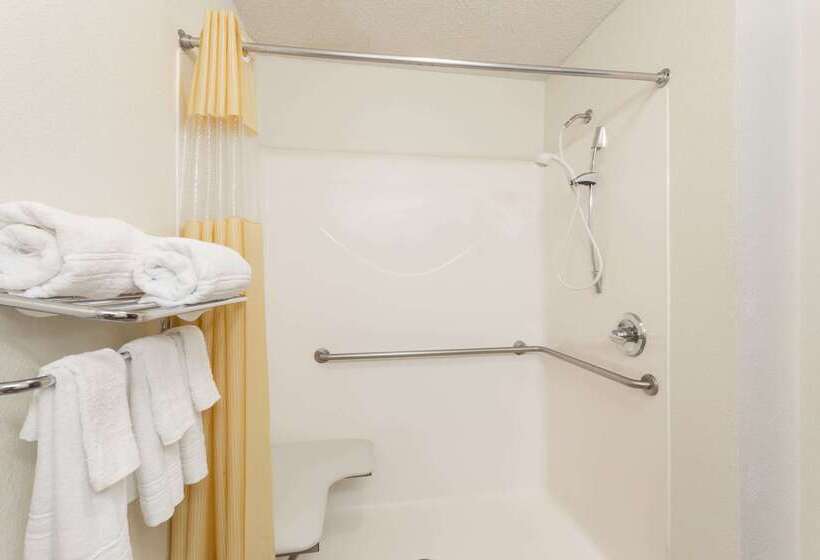 فندق Jesup Inn & Suites