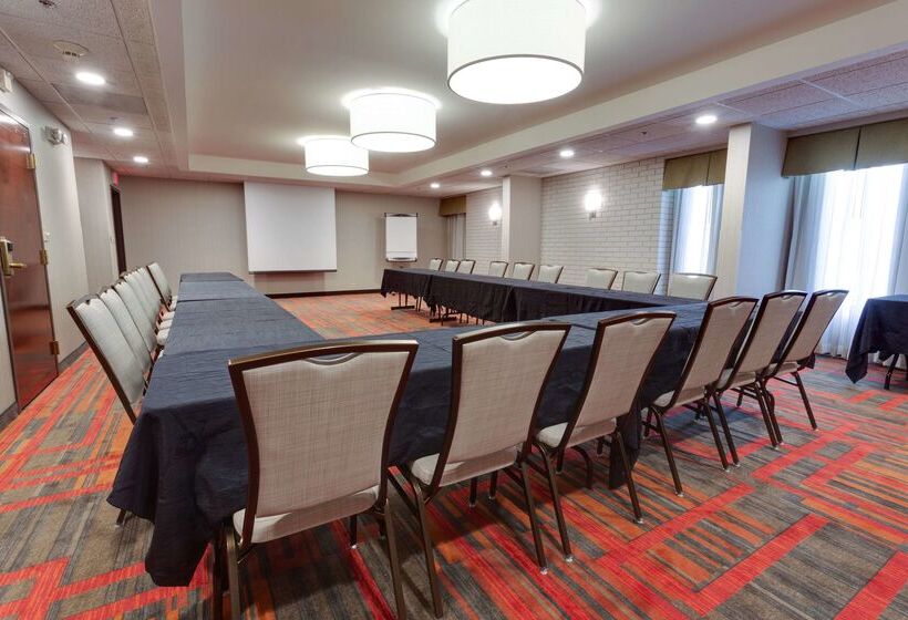 בית מלון כפרי Drury Inn & Suites Denver Tech Center