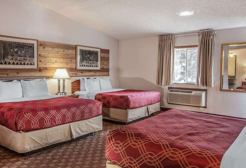 호텔 Econo Lodge Inn & Suites Madras