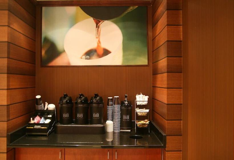 هتل Fairfield Inn And Suites By Marriott Birmingham Fultondale / I 65