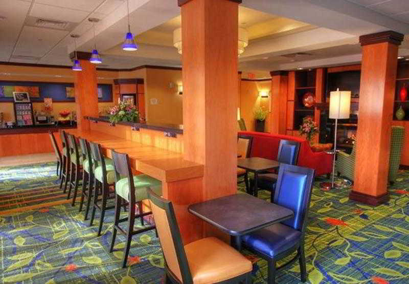 호텔 Fairfield Inn & Suites Huntingdon Raystown Lake