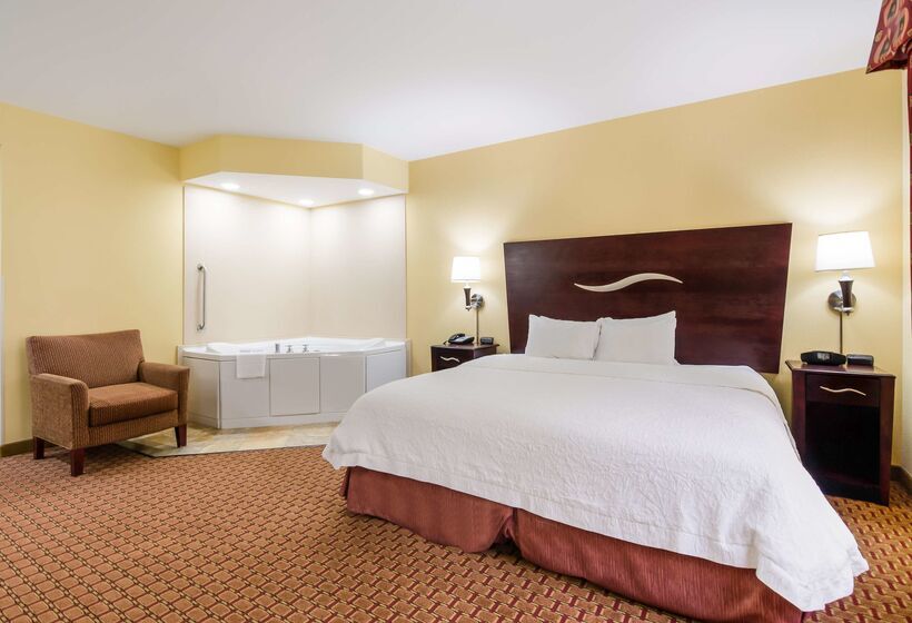 Отель Hampton Inn Galax