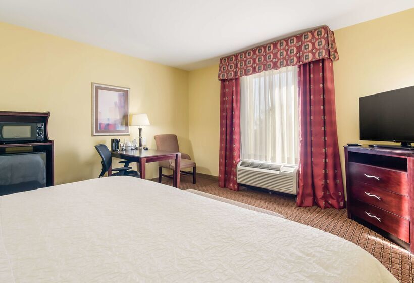 Отель Hampton Inn Galax