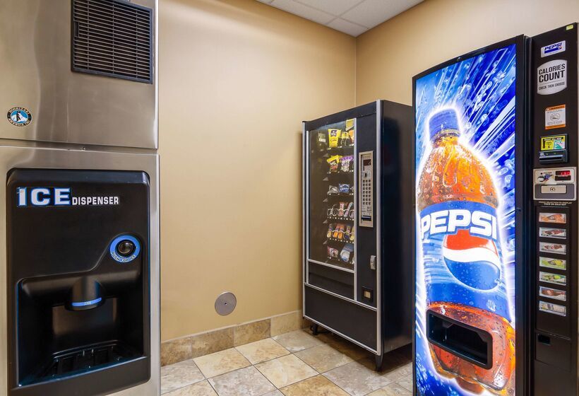 Отель Hampton Inn Galax