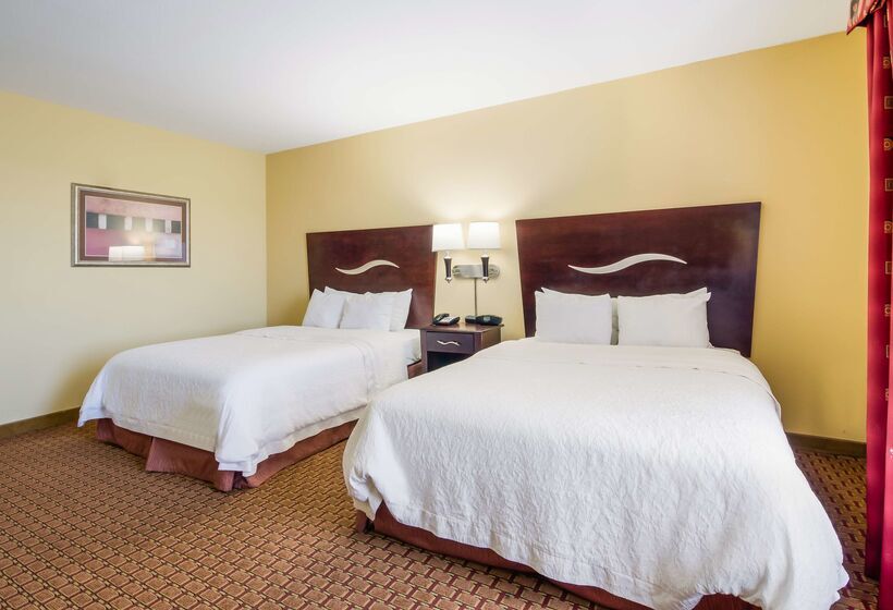 Отель Hampton Inn Galax