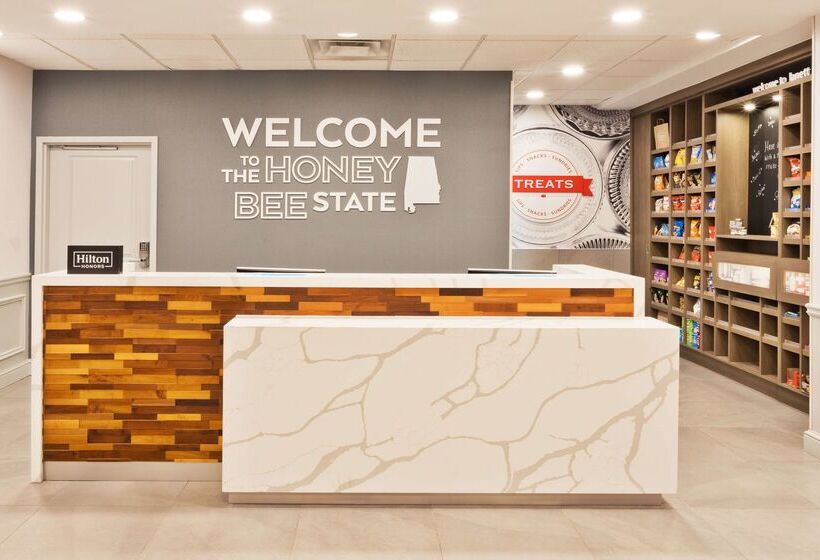 בית מלון כפרי Hampton Inn & Suites Lanett West Point