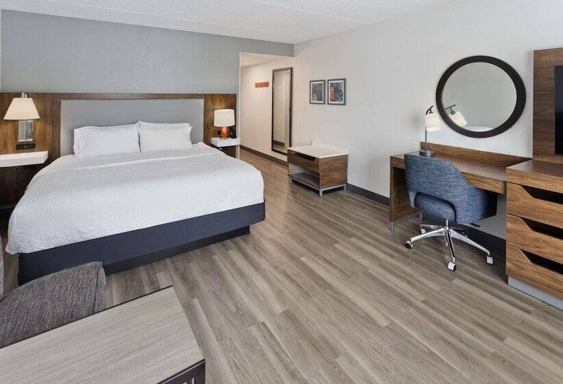 בית מלון כפרי Hampton Inn & Suites Lanett West Point