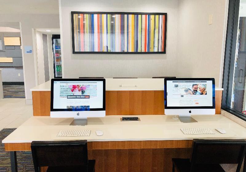 فندق Holiday Inn Express Fishkill, An Ihg