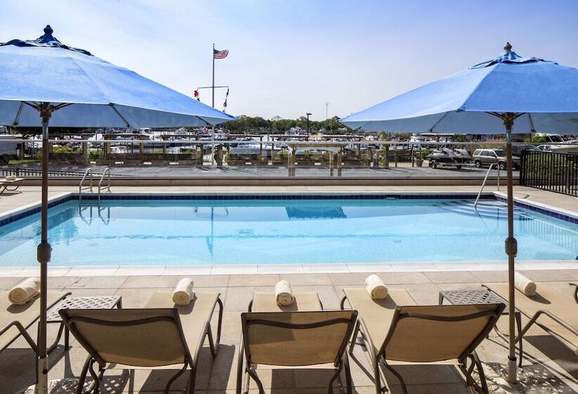 בית מלון כפרי Hyatt Place Long Island East End