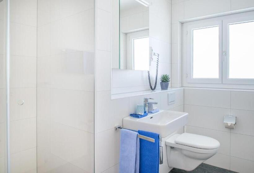 ホテル Krüzli   Dapi 1914