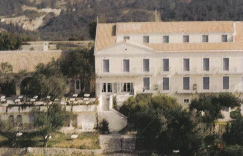 هتل Levant