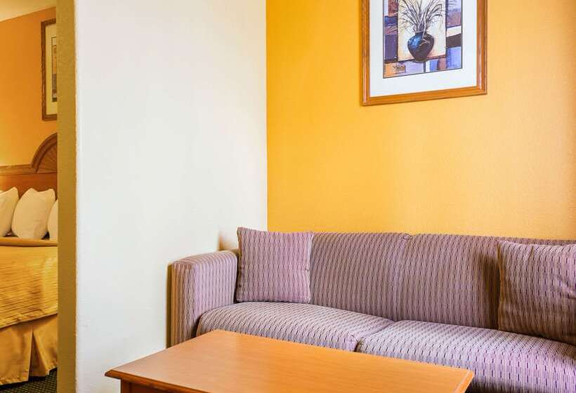 فندق Quality Inn & Suites Franklin
