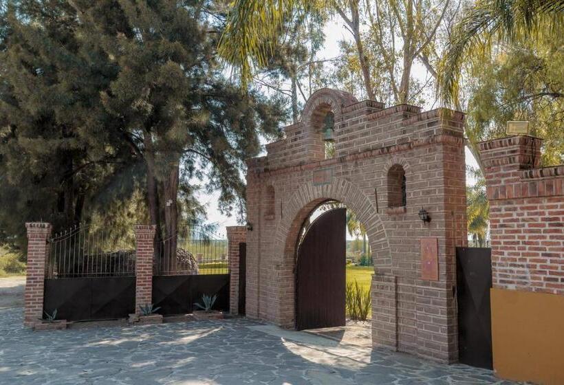 فندق Quinta San Carlos