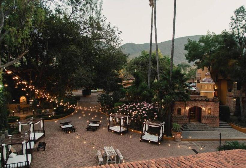 فندق Quinta San Carlos