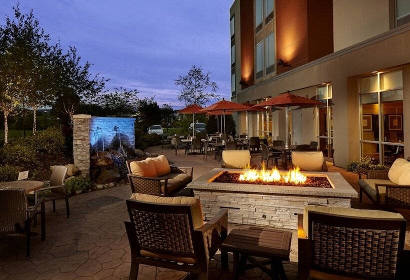 هتل Springhill Suites By Marriott Pittsburgh Latrobe