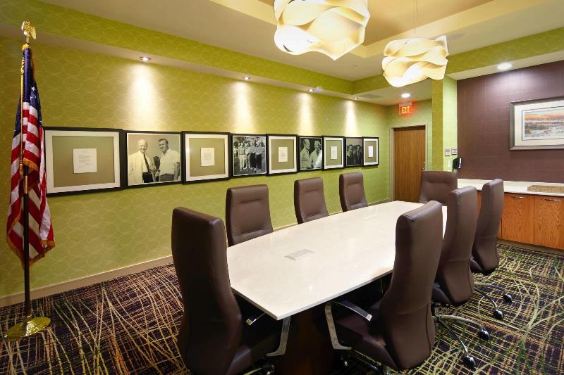 هتل Springhill Suites By Marriott Pittsburgh Latrobe