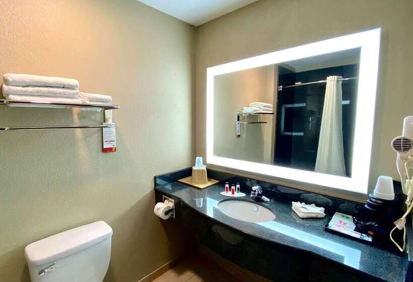 هتل Super 8 By Wyndham Harker Heights Killeen   Fort Cavazos