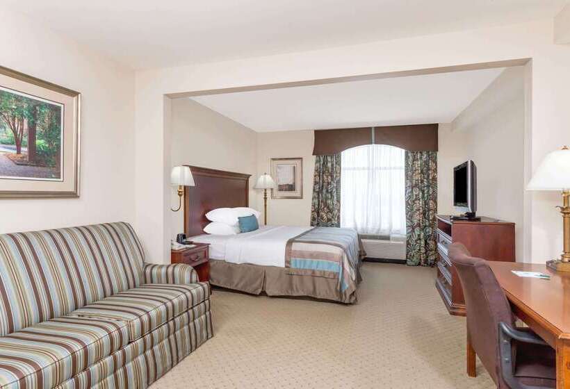 בית מלון כפרי Wingate By Wyndham Columbia / Lexington