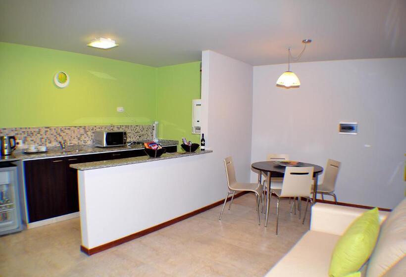 Kube Apartments Express