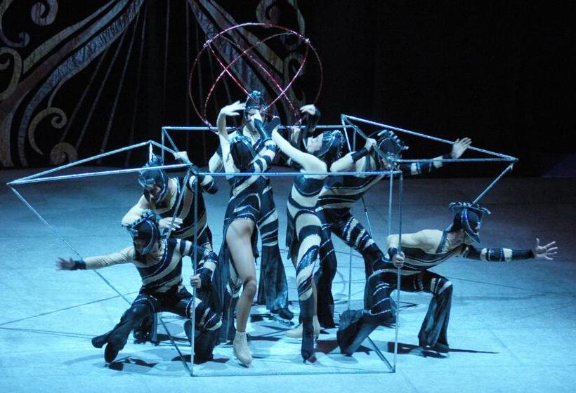 استراحتگاه Titanic Deluxe Lara