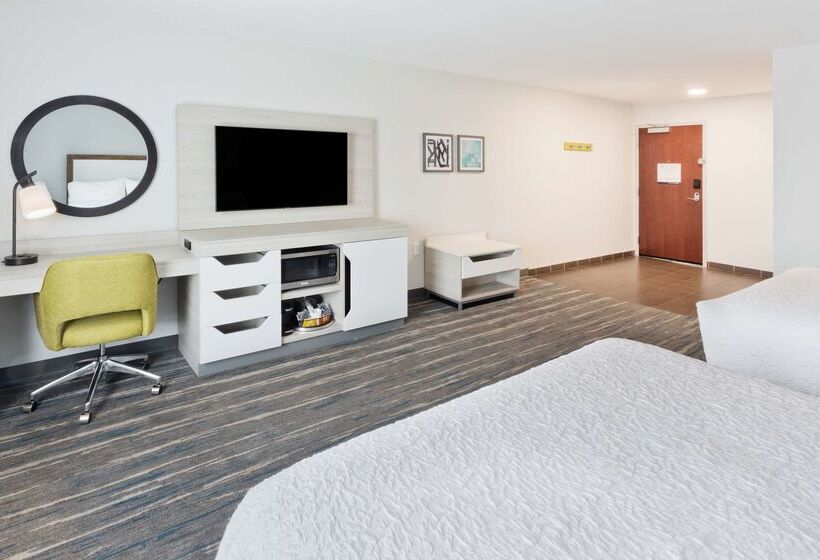 Hampton Inn & Suites Phenix City  Columbus Area