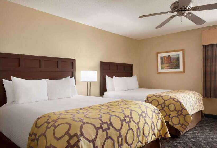 בית מלון כפרי Baymont By Wyndham Mt. Pleasant