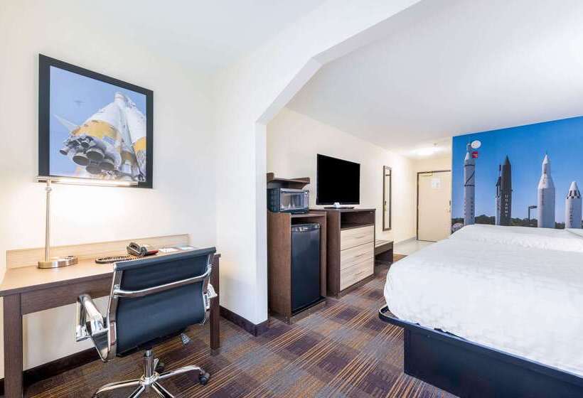 هتل Clarion Pointe Madisonhuntsville