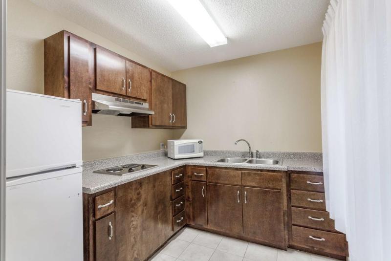 هتل Clarion Pointe Madisonhuntsville