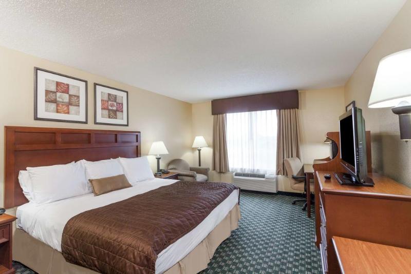 هتل Clarion Pointe Madisonhuntsville