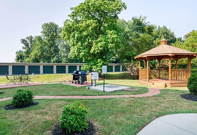 酒店 Comfort Inn & Suites Orange   Montpelier