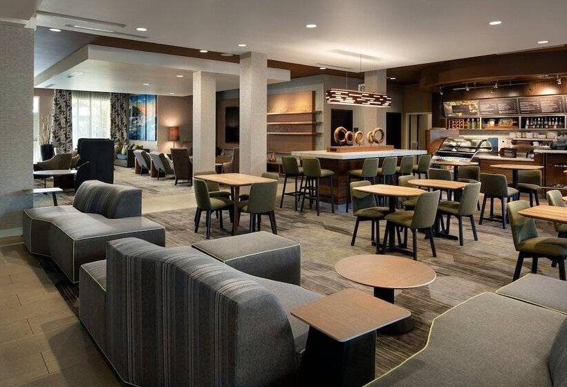 فندق Courtyard By Marriott Maui Kahului Airport