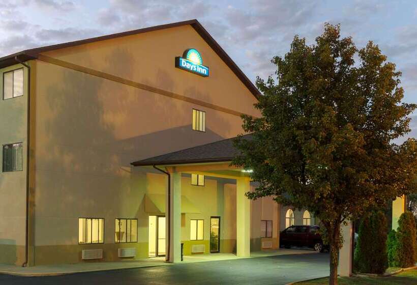 בית מלון כפרי Days Inn By Wyndham Mount Vernon