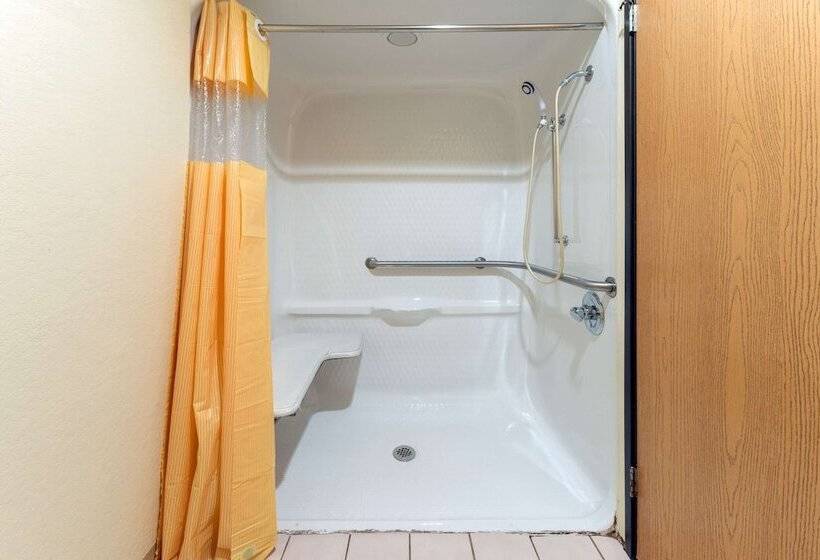 בית מלון כפרי Days Inn By Wyndham Mount Vernon