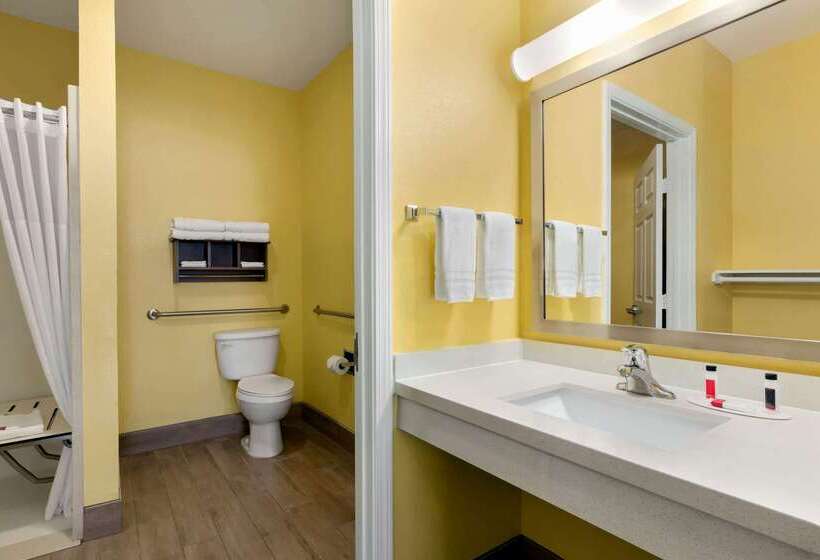 هتل Days Inn By Wyndham Port Aransas Tx