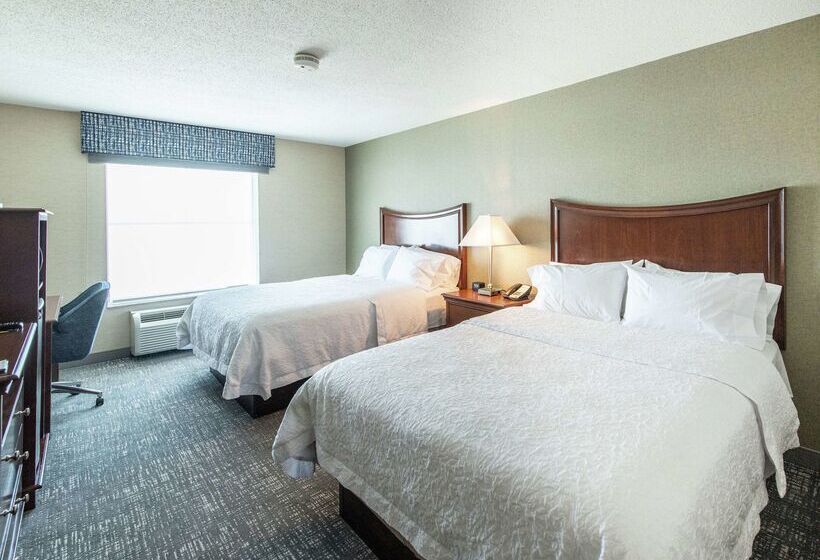 בית מלון כפרי Hampton Inn Presque Isle Maine