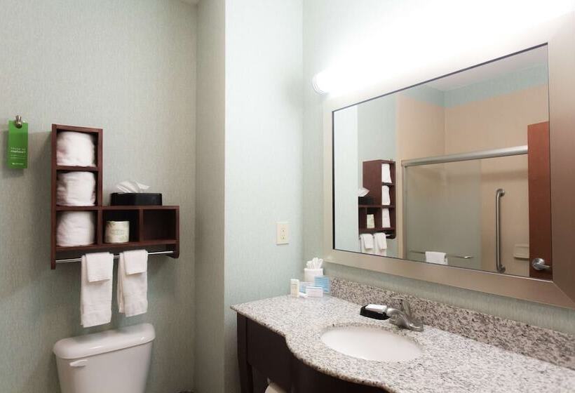 فندق Hampton Inn & Suites Middlebury